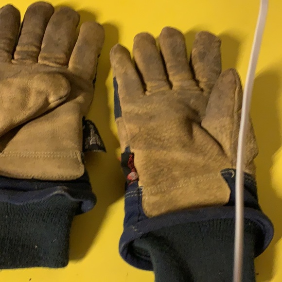 5/25 Insulated Watson Gloves - Picture 2 of 5